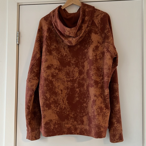 Lululemon men’s hoodie size large - Picture 3 of 3